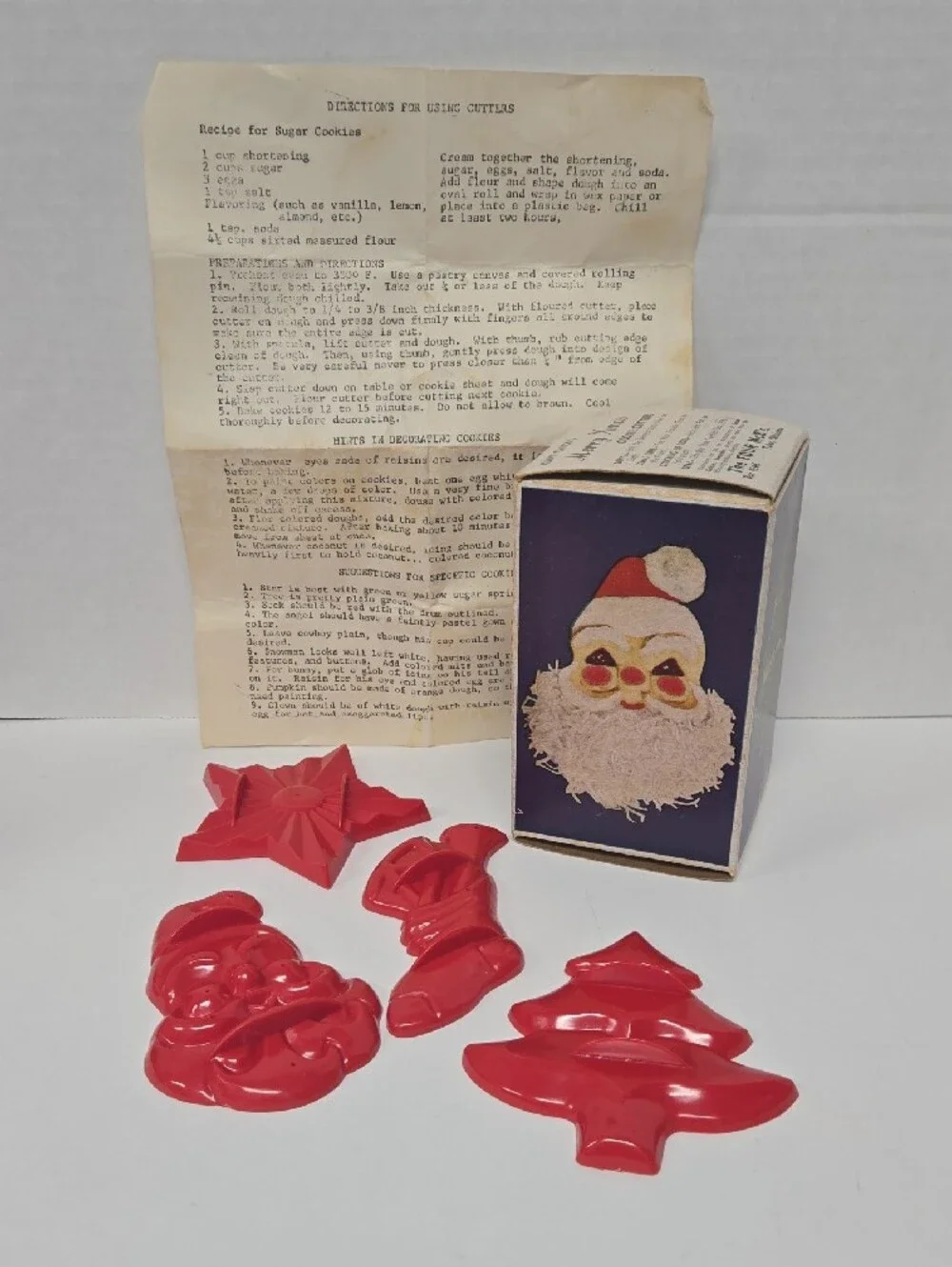 🎅🎅🎅Vntg Aunt Chick's Merry Xmas & Happy Days Cookie Cutters Approx 5